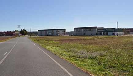 Acceso ao polígono industrial de Castro