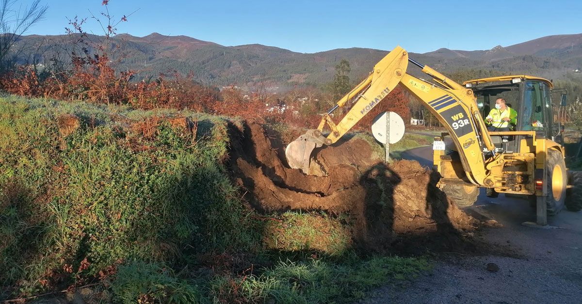 obras valadouro acceso santa cruz