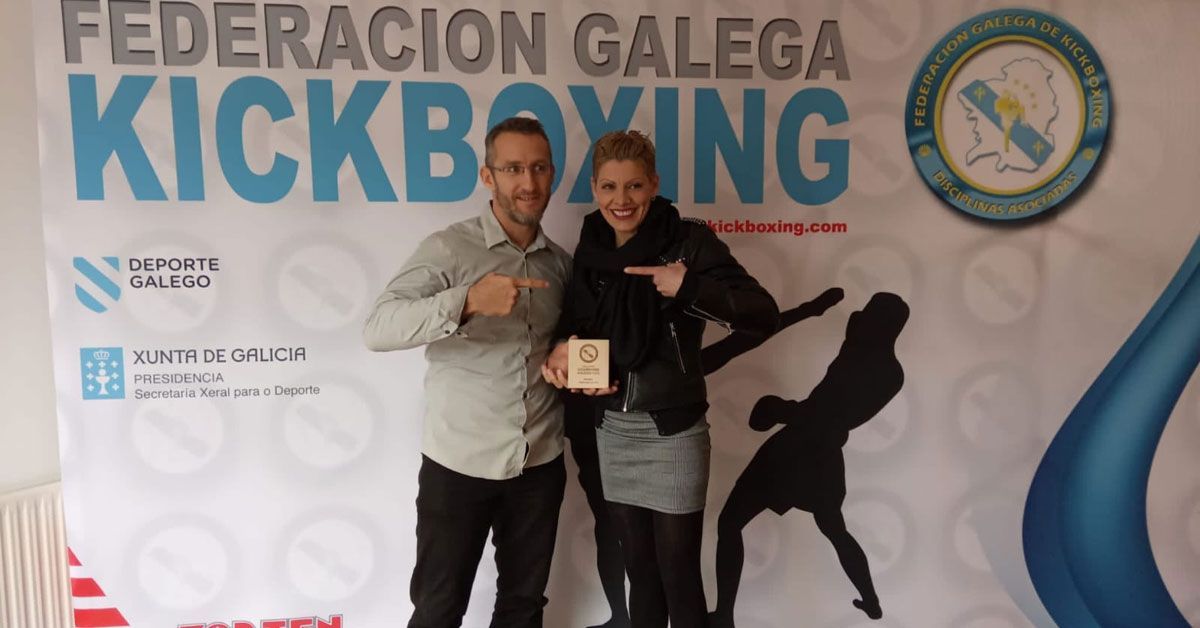 VANESA ARES KICKBOXING FOZ 2