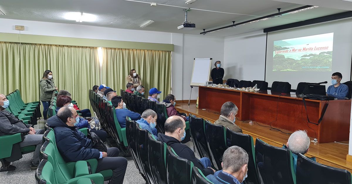 charla biologa usuarios enfermo mental a marina