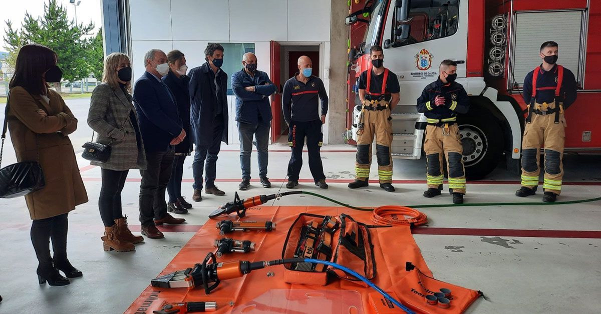 equipo emerxencias bombeiros viveiro