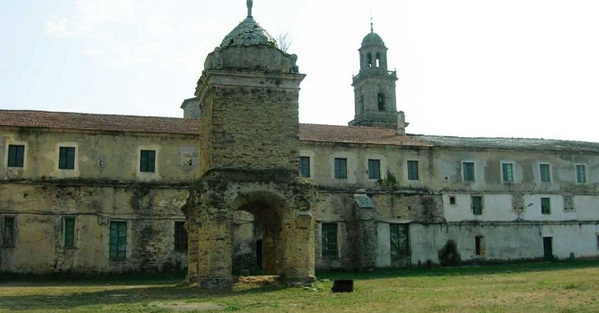 Mosteiro de San Salvador de Lourenza