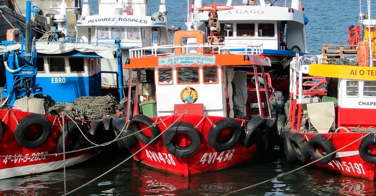 mar barco pesqueiro