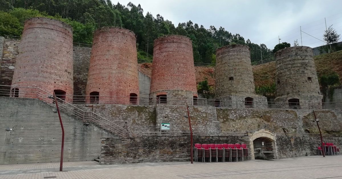 A Pontenova praza dos fornos