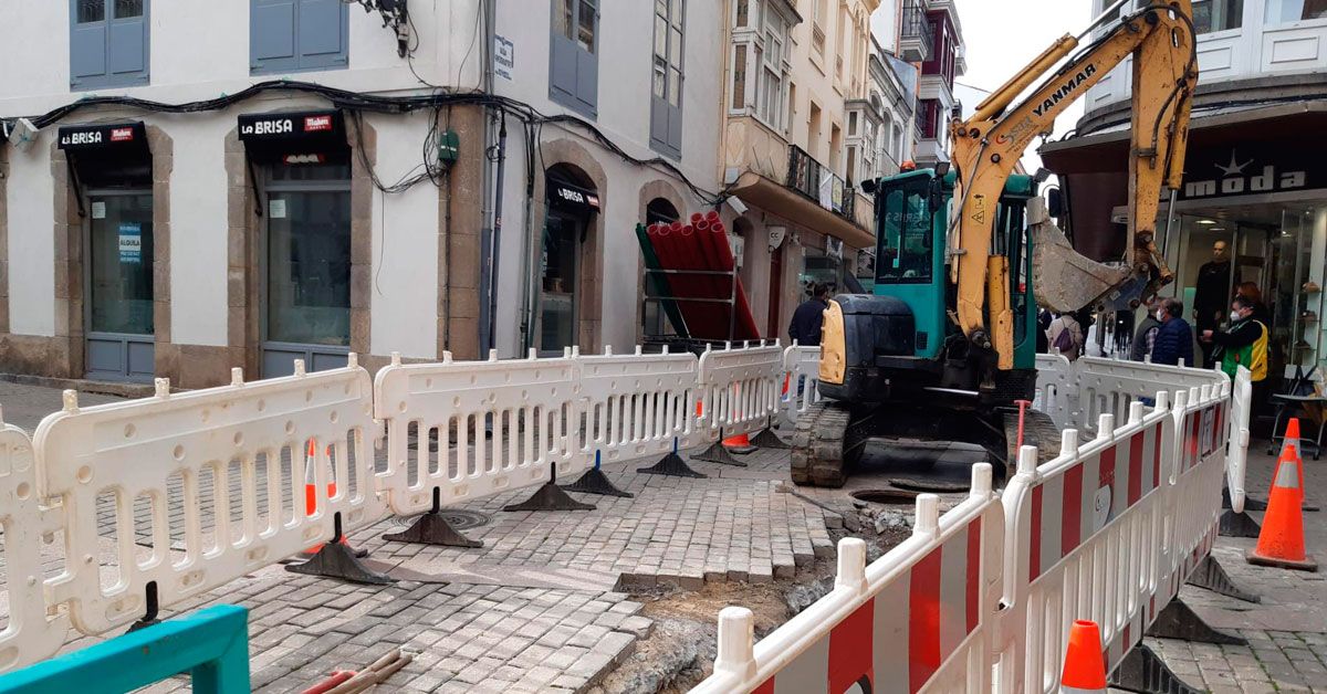 ribadeo cruce das Catro Calles obras