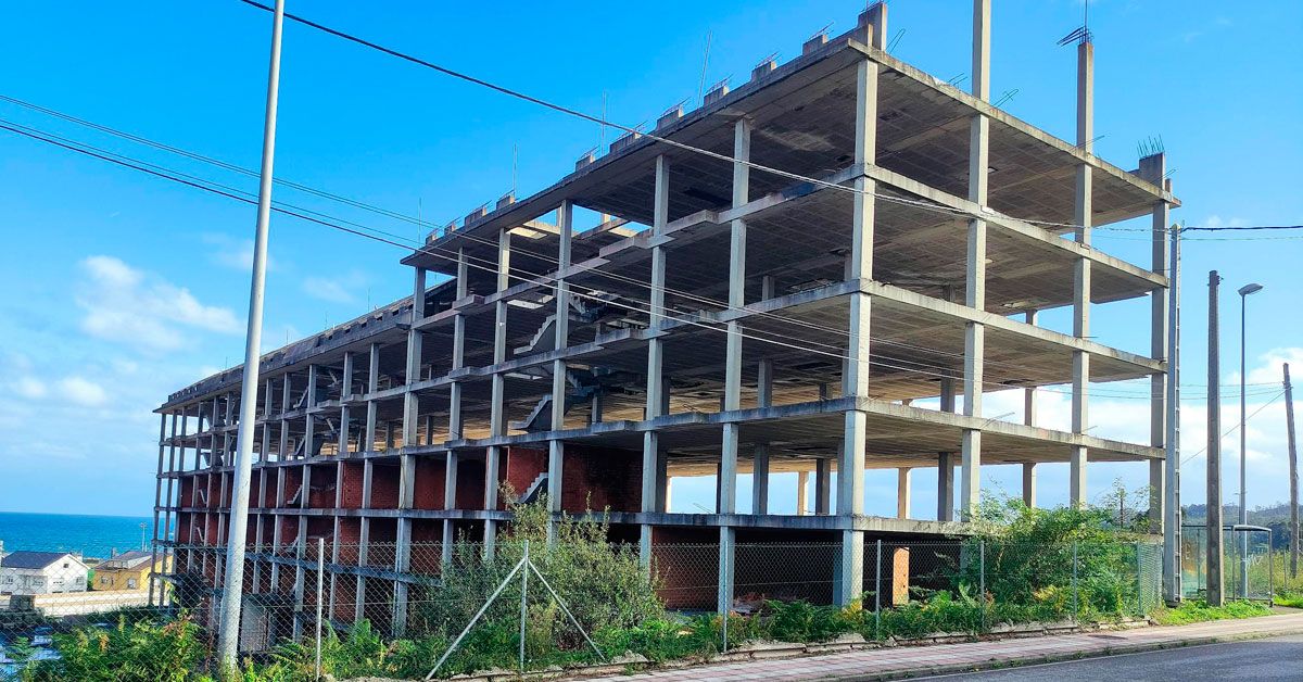 Pasillo Verde DEMOLICIoN DOS DOUS ESQUELETOS DA ZONA DE GALDiN.jpg