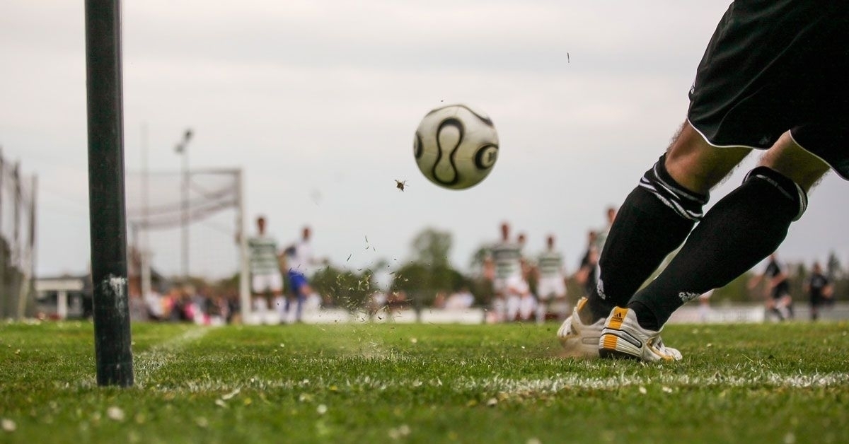 futbol-pelota-campo-balon