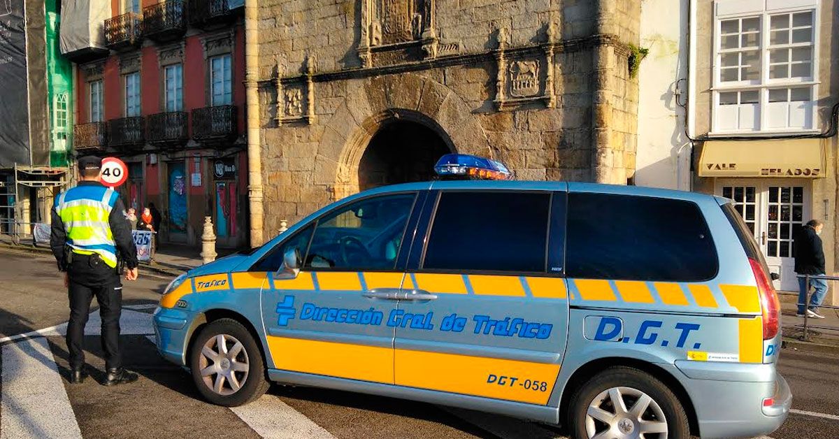 policia-local-viveiro-vehiculo-dgt