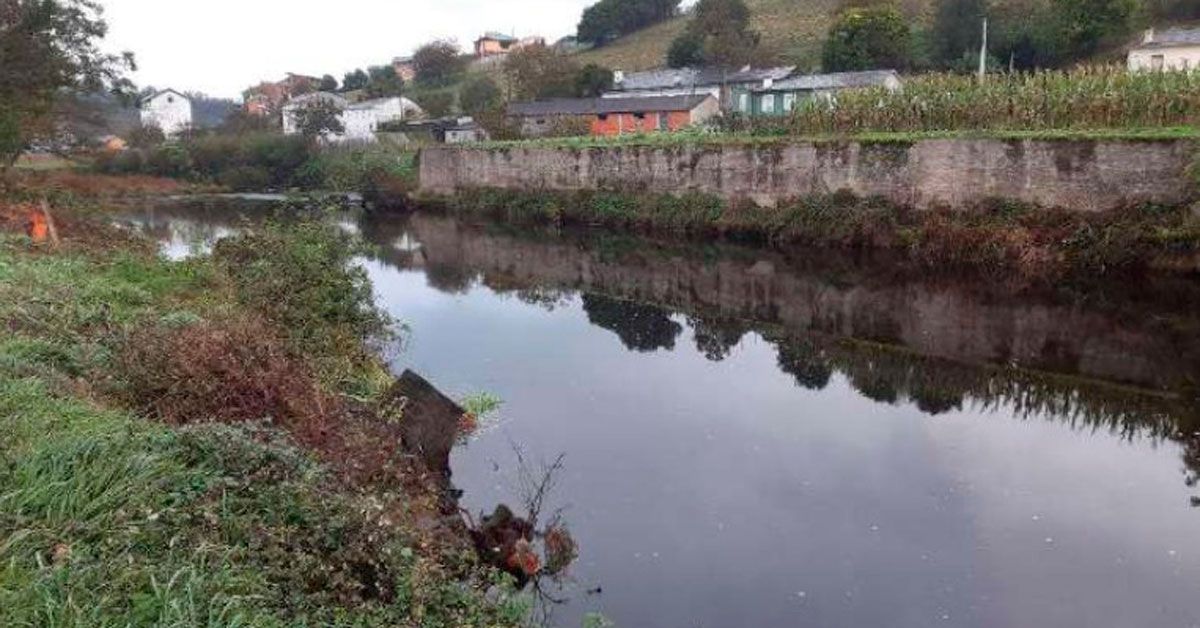 TRABADA despois da limpeza rio Abres