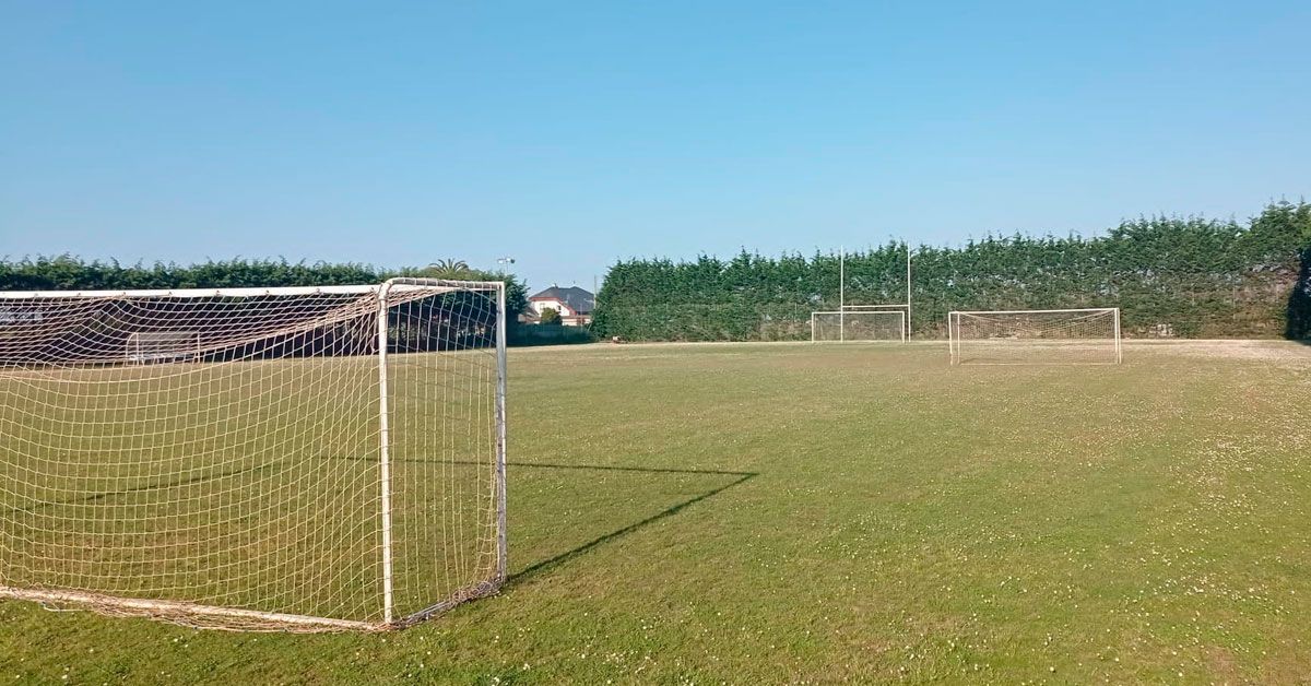 campo municipal da Devesa Ribadeo