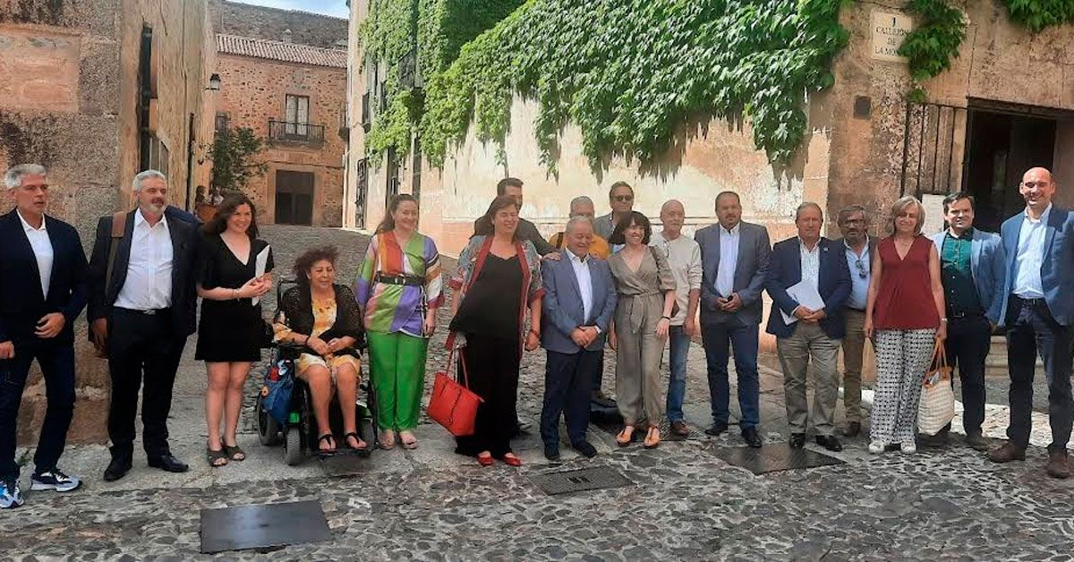 COMISIÓN DE DESPOBOACIÓN DA FEMP EN CÁCERES