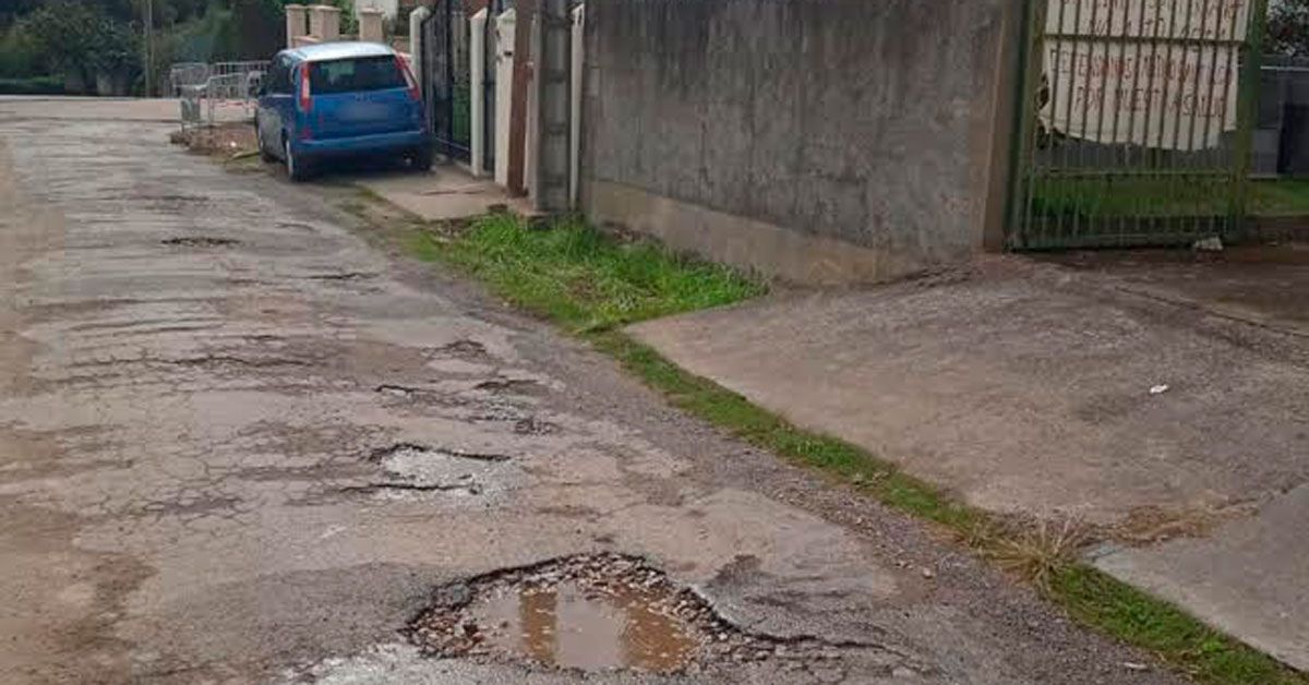 1 comezo das obras no barrio da Pega e a estrada do Faro RIBADEO