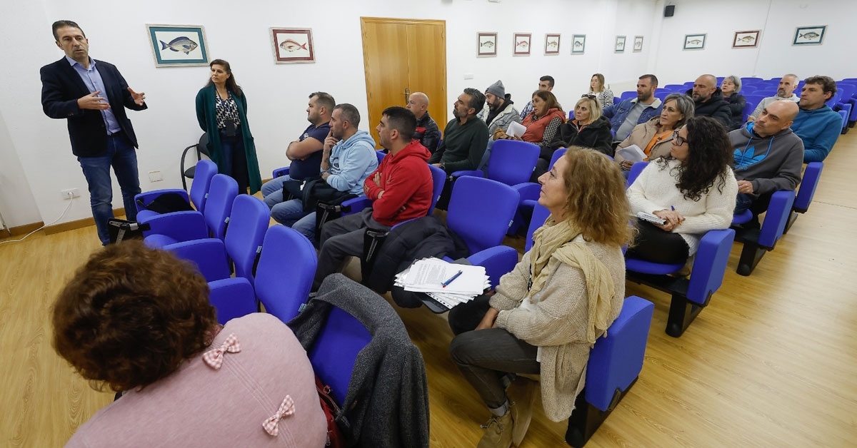 2024 conselleiro encontro traballo CIMA confrarías Celeiro 1 B