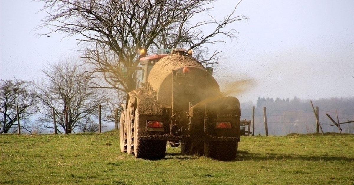 xurros-tractor-campo