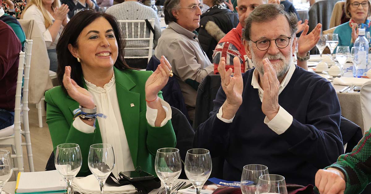 mariano_rajoy_elena_candia_mitin_alfoz (2)