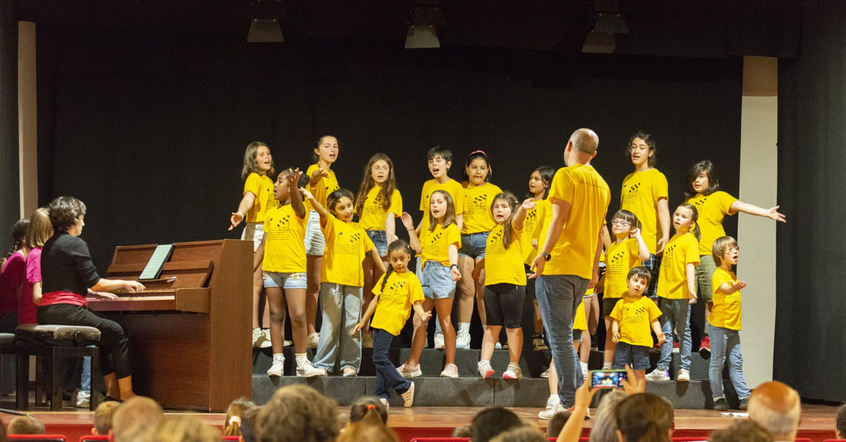 ceip lois tobio Viveiro coro infantil