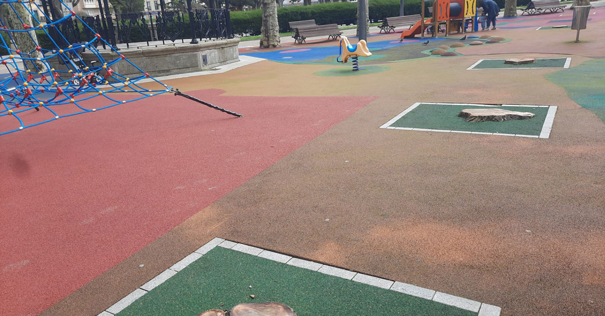 tocon parque infantil ribadeo 2024