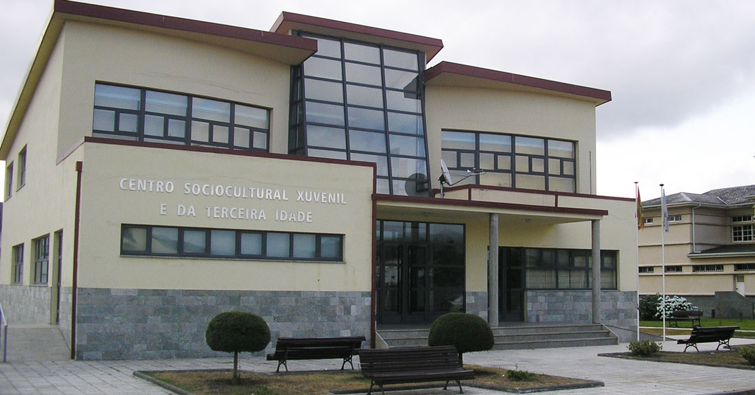 centro-sociocultural-biblioteca-de-Alfoz