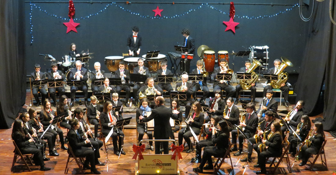 291224-CONCERTO-AQUÍ-COMO-EN-VIENA-BANDA-DE-RIBADEO-ONTE-(2)