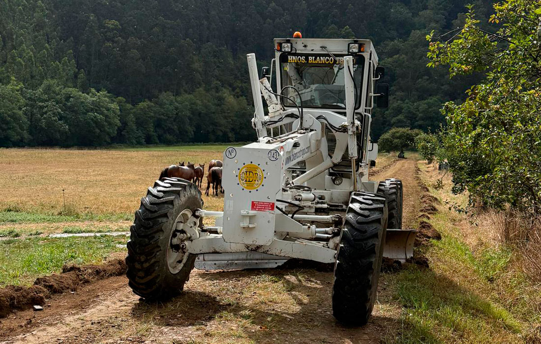 Tractor-desbrozar-rozar-campo