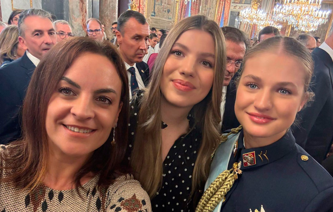 CARMELA-LoPEZ-coas-infantas-o-dia-de-Espana-2025