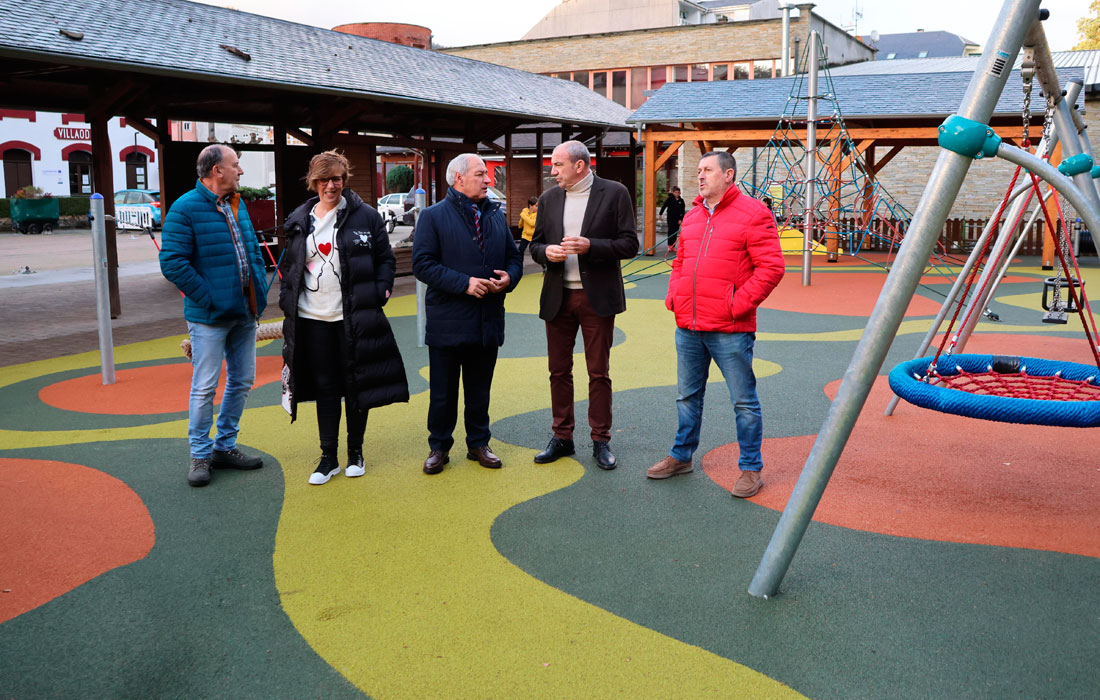 PONTENOVA-Visita-deputacion-novo-parque-infantil-fornos-2025