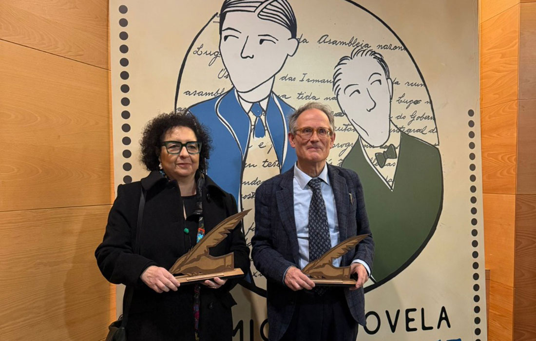 Pura-Salceda-premio-Vilar-Pontenove-Viveiro-2025-e-Ignacio-Vidal-Portabales-libro-finalista