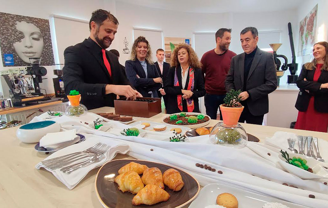 AULA-TECNOLoXICA-DO-TORRADO-DO-CAFe-DO-INSTITUTO-DE-FOZ-2025