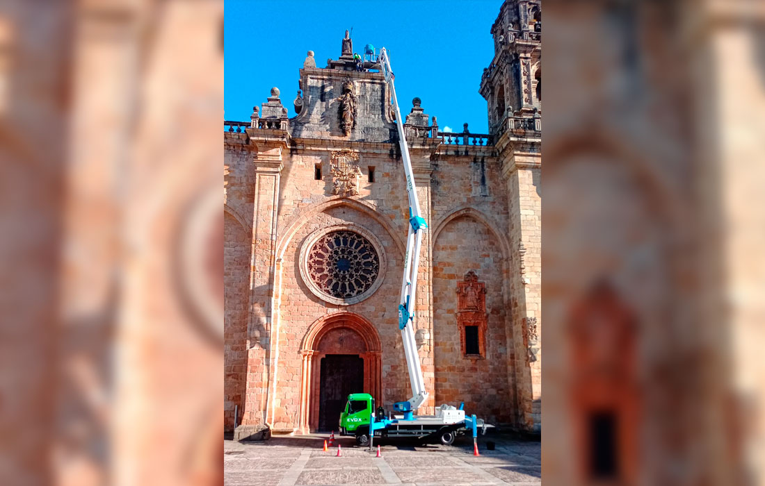 Mondonedo-catedral-tarefas-conservacion-2025