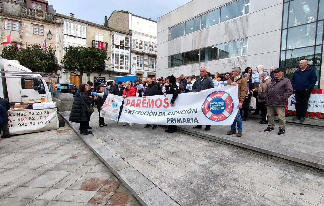 Plataforma-sanitaria-concentracion-Viveiro-2025