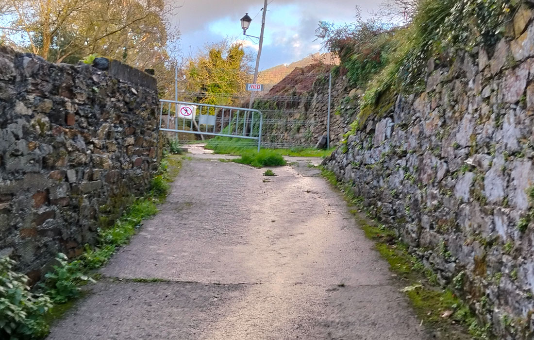 rocha-velez-calle-cortada-obras-mondoñedo