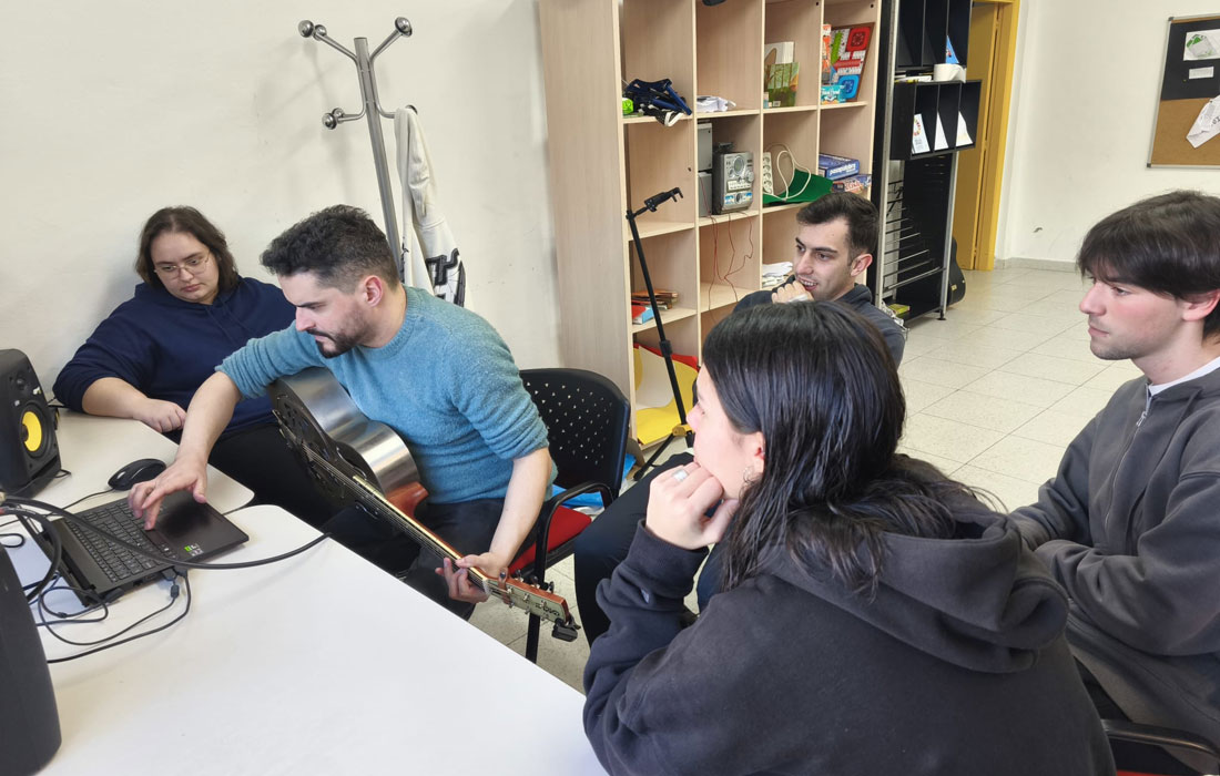 BURELA-3-XANEIRO-Novo-himno-grande-amore