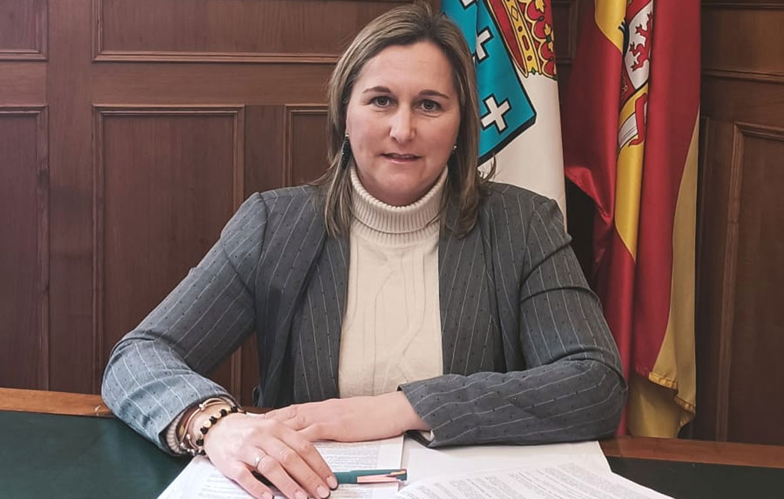 rocio-lopez-alcaldesa-lourenza-2026