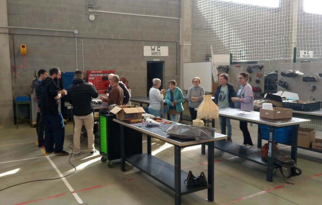 xonada-de-reparacion-porta-da-auga