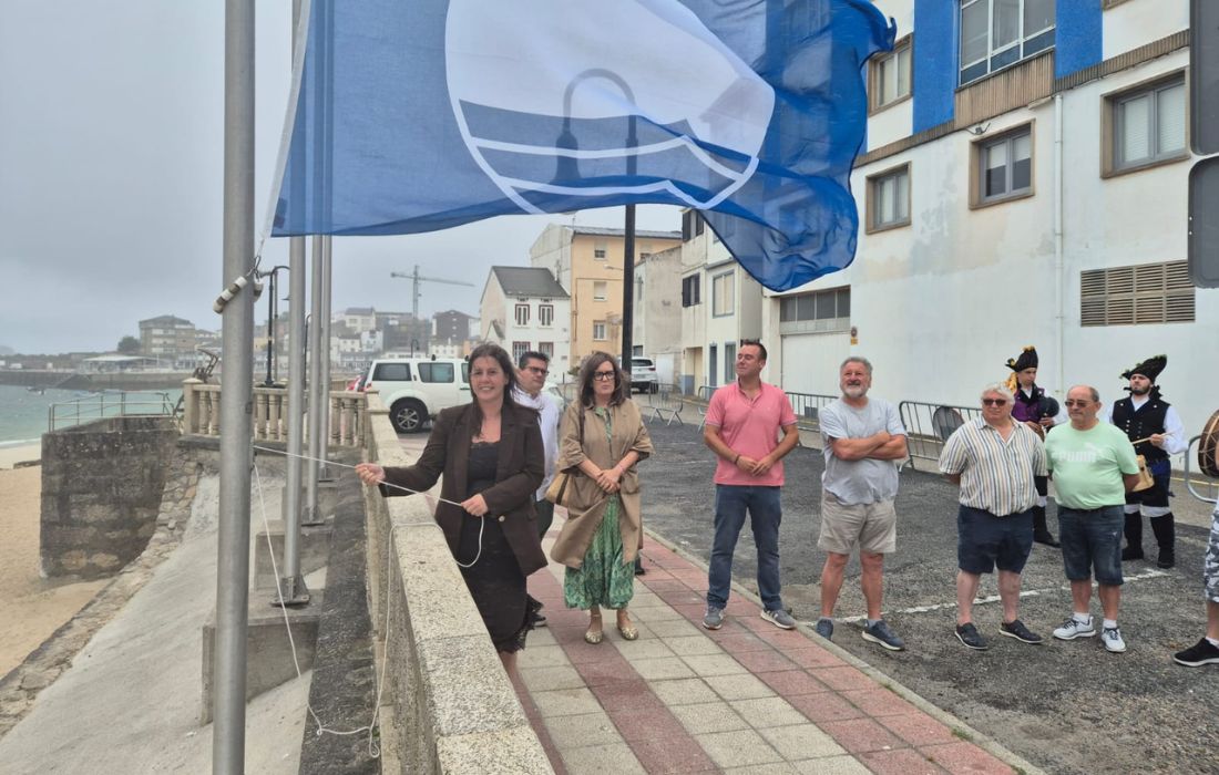 CERVO bandeira azul