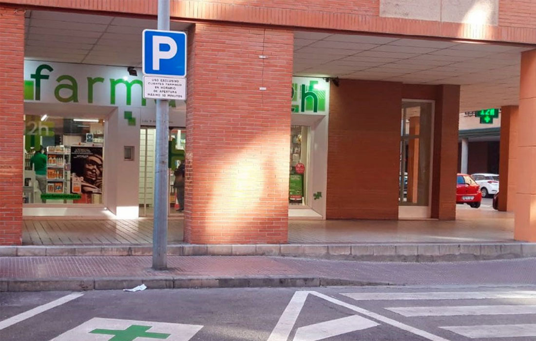 exemplo-parada-aparcadoiro-farmacia