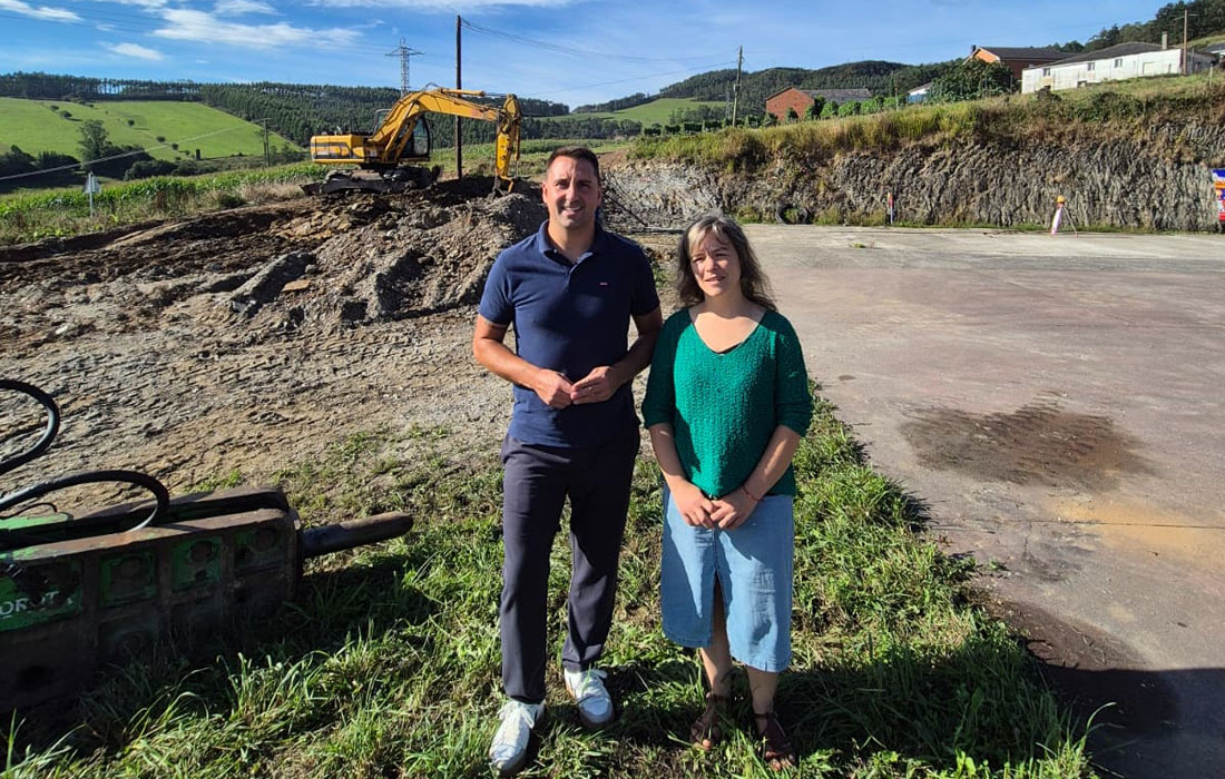 Trabada-obras-mellora-accesos--antiga-escola-de-Fórnea