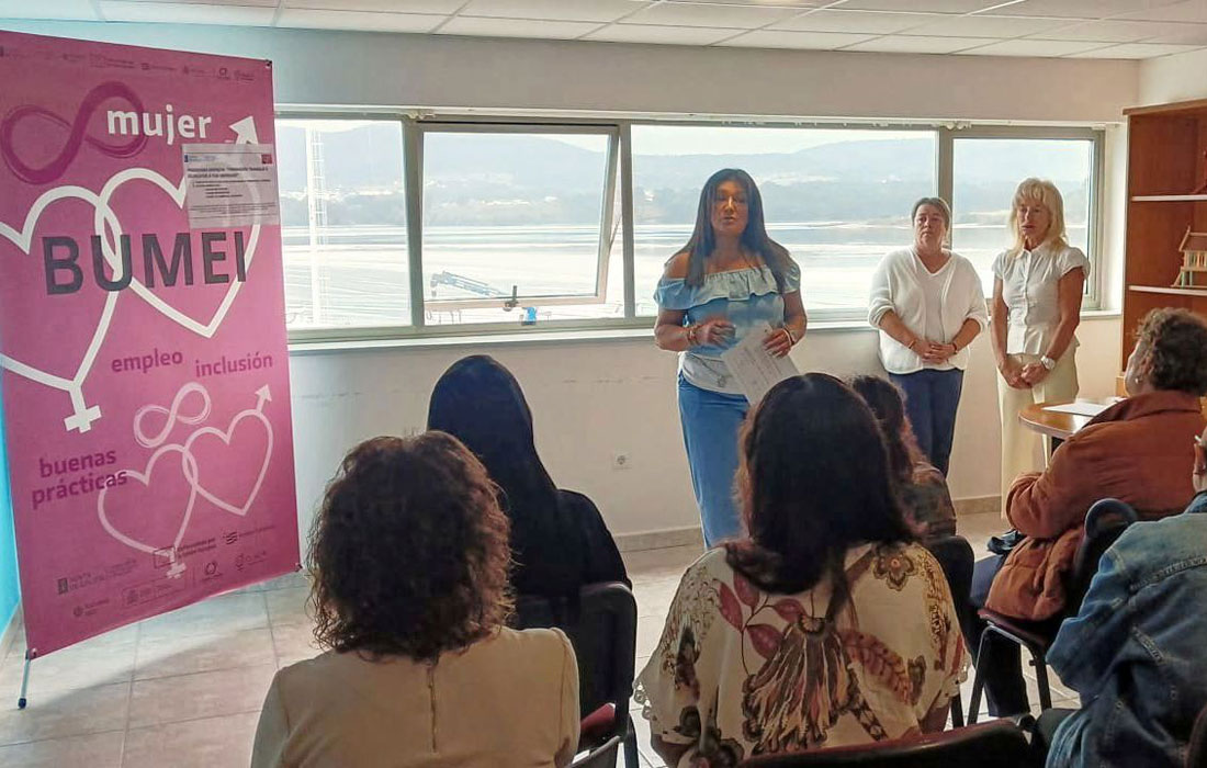 ENTREGA-DE-DIPLOMAS-A-MULLERES-INMIGRANTES-EN-FOZ-2026