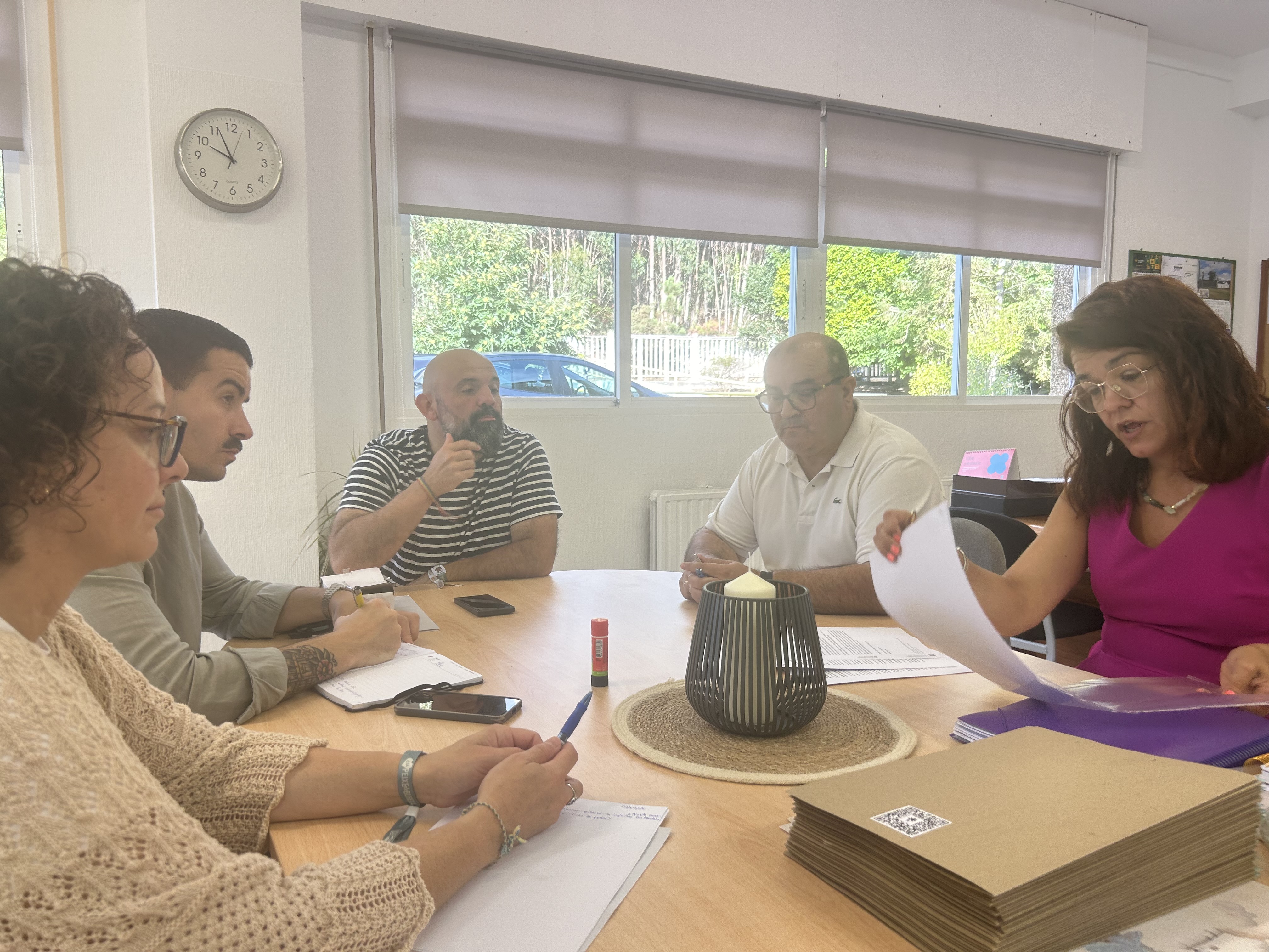FOTO CEIP VISTA ALEGRE-REUNIÓN ANPA E DIRECCIÓN