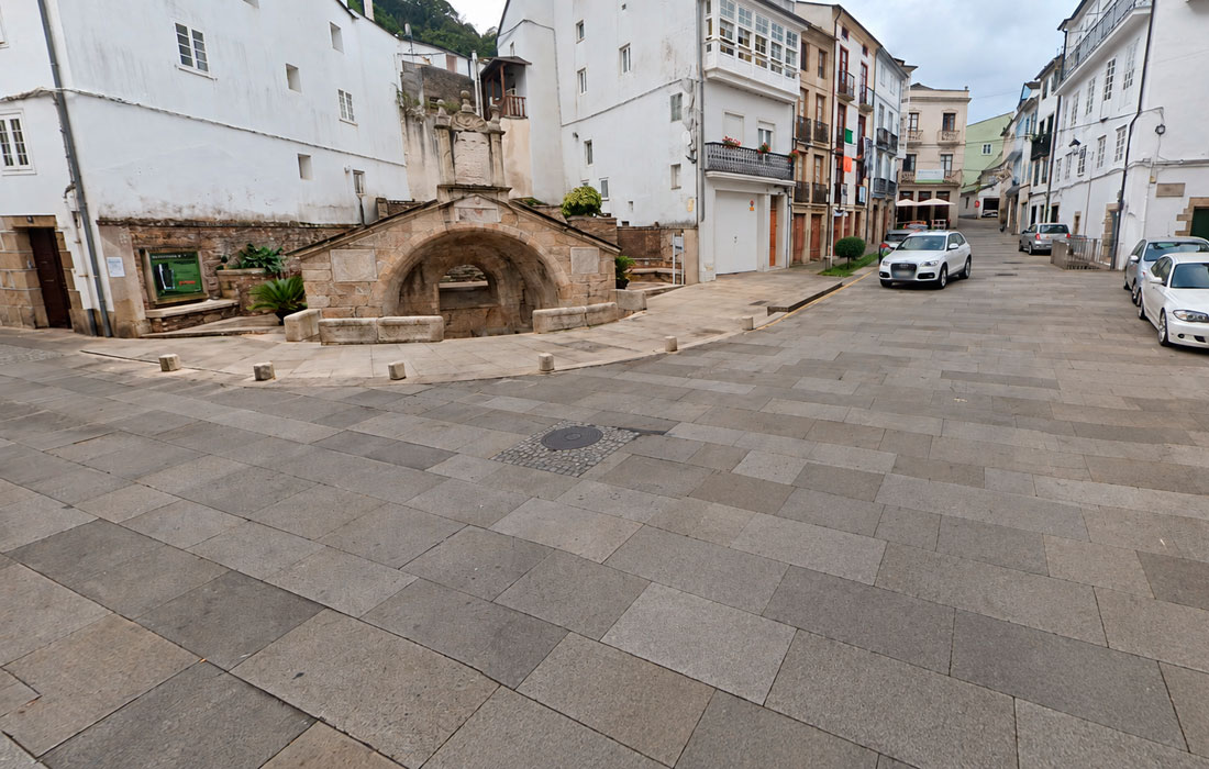 MONDOÑEDO-Antiga-rua-da-fonte-será-rua-Xose-Vizoso
