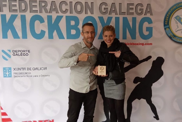 VANESA ARES KICKBOXING FOZ 2