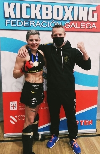 VANESA ARES KICKBOXING FOZ