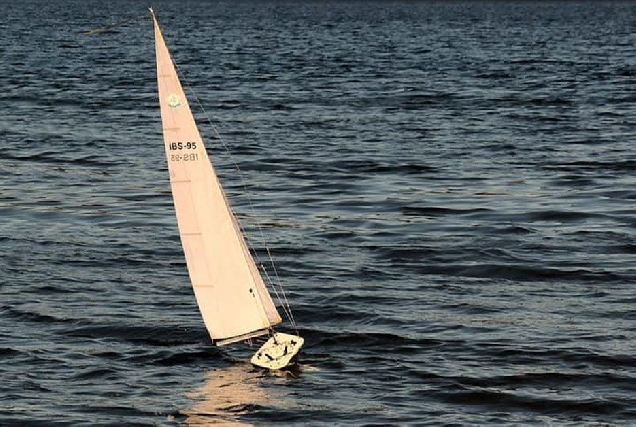 VELERO REGATA