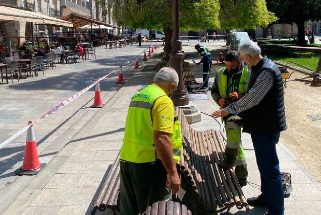 lugo limpeza bancos praza maior