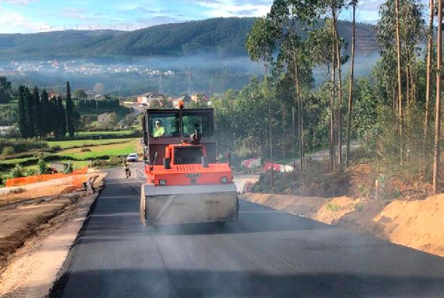 LU P 2601 Xove obras deputacion asfaltado aglomerado