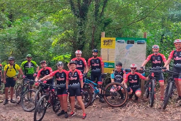 Peña Ciclista Lar na sinalización da Viveiro Bike Xtreme