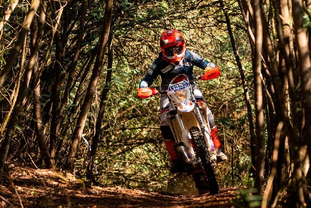 elena enduro3