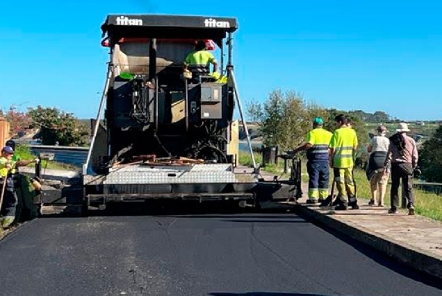 carril bici ribadeo construcion