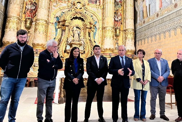 O Alcalde e o Delegado do Goberno supervisan as obras en san vicente do pino