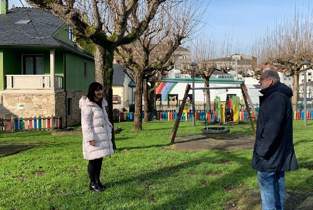 parque infantil rua emigracion vilalba